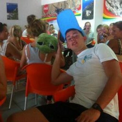 Profile Picture of Mike G (@MikeGeoghegan1) on Twitter