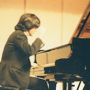 Profile Picture of YiFan Liu (@YiFanLiuOurPianoStudio) on Youtube