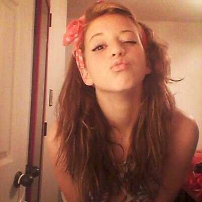 Profile Picture of Carlee Duncan (@carleeduncan4) on Twitter