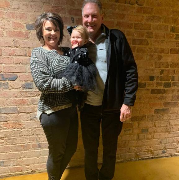 Profile Picture of Lisa Bennick-scearce (@lbscearce) on Poshmark