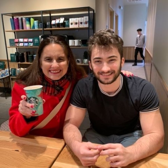 Profile Picture of Alexandra Peretta (@alexperetta424) on Poshmark