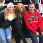 Profile Picture of Joy Larson (@gardengirl1323) on Instagram