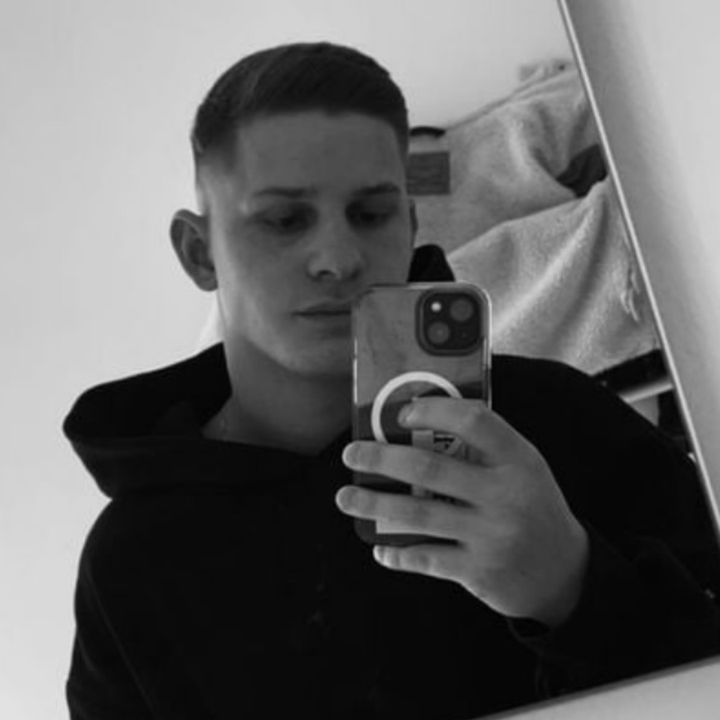 Profile Picture of Daniel Laux (@daniellaux) on Tiktok