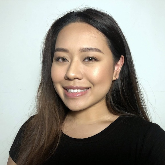 Profile Picture of Shannon Szeto (@friedice45) on Poshmark