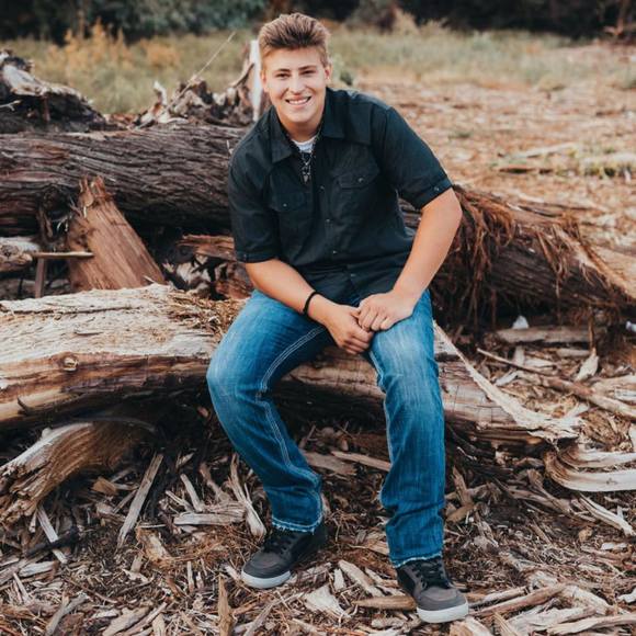 Profile Picture of Seth Bair (@sethjbair14) on Poshmark