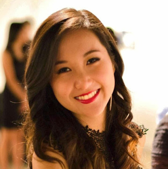 Profile Picture of Lucy Cheng (@nommochi) on Poshmark