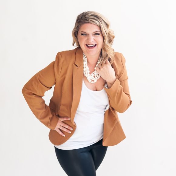 Katie Durski - Poshmark Profile Picture of Katie Durski (@katiedurski) on Poshmark