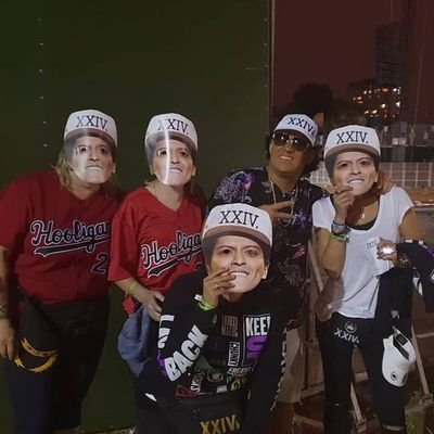 Profile Picture of ClAiRe - I Just Wanna See You Dance 💃🕺 (@Brunos_Claire) on Twitter