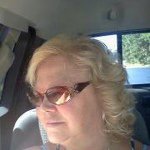 Profile Picture of Janet Harbaugh (@jdovenest) on Instagram