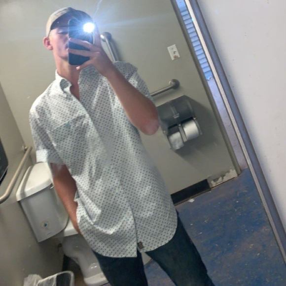 Profile Picture of Caleb Barton (@caleb_barton) on Poshmark