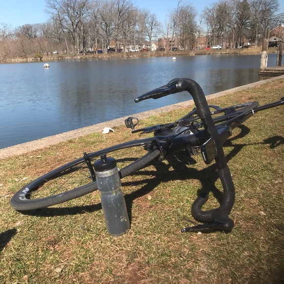 Mauricio Sanchez - Poshmark Profile Picture of Mauricio Sanchez (@maupainting) on Poshmark