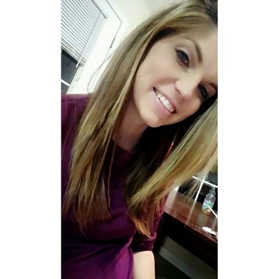 Profile Picture of Heather Clouse (@Heatherlyn2012) on Twitter