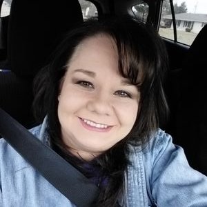 Profile Picture of April Fore (@ForeApril) on Twitter