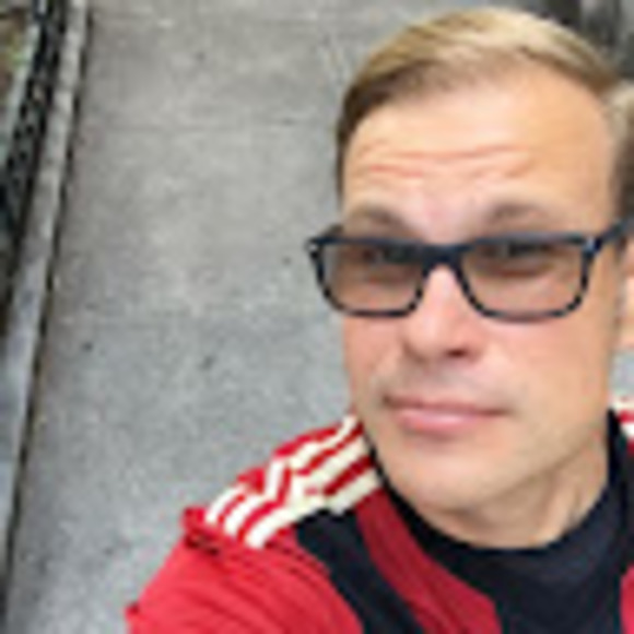Profile Picture of Bert Smith (@bertsmith618) on Poshmark