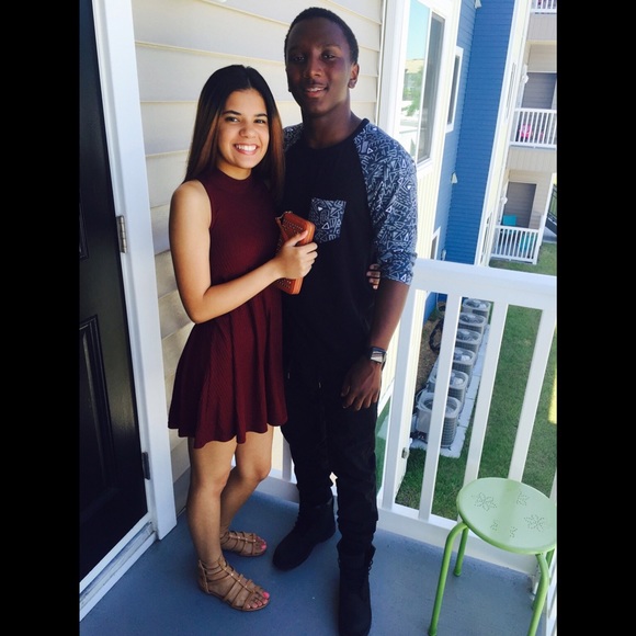 Amanda Amores - Poshmark Profile Picture of Amanda Amores (@amanda0225999) on Poshmark