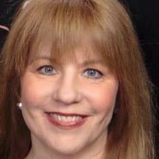 Profile Picture of Ellen Thomas (@EllenThomasBook) on Twitter