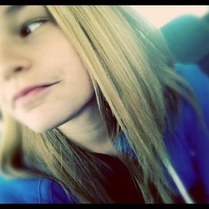 Profile Picture of Mollie Stevens (@stevensss_) on Myspace