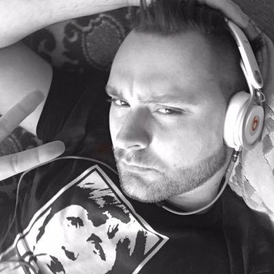 Profile Picture of Mark Henkel (@lifeisawesome93) on Twitter