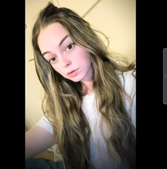 Profile Picture of Lauryn Plumpton (@lauryn_plumpton) on Poshmark