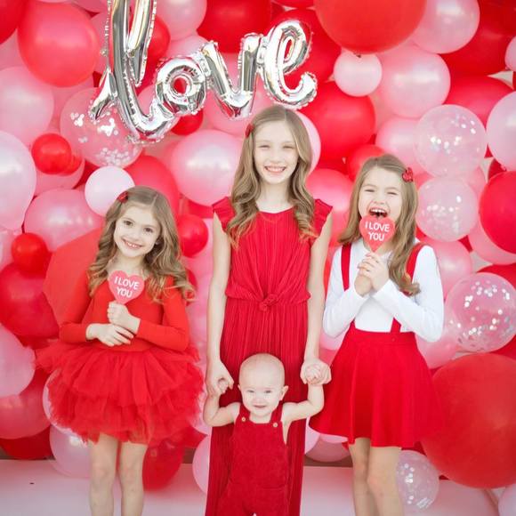 Profile Picture of Sara Desoto (@desoto_mommy) on Poshmark