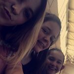 Profile Picture of kyla , danielle , haley (@dino.chicken.nuggets.spammm) on Instagram