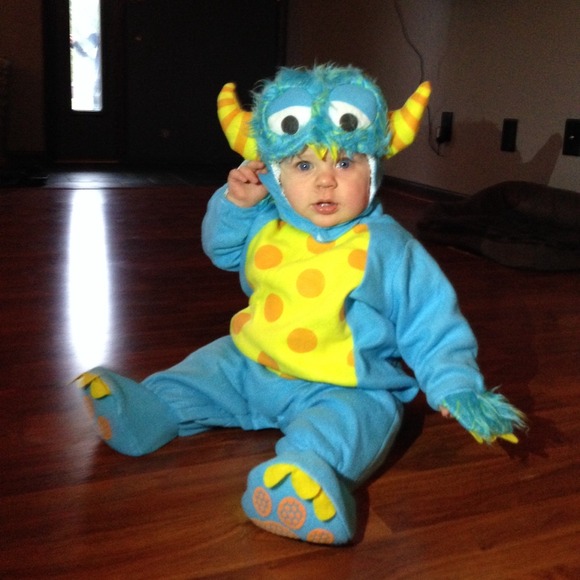 Profile Picture of Maria Zickefoose (@marizick) on Poshmark