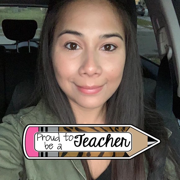 Profile Picture of Marilyn Lopez (@mlopez90) on Poshmark