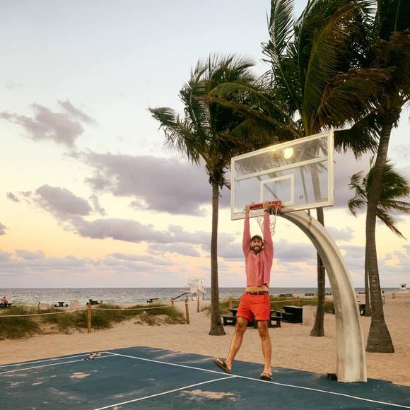 Profile Picture of Jonathan Duclos (@jkcduclos) on Poshmark