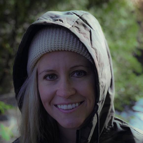 Profile Picture of Amanda Waples (@ohcolumbus) on Poshmark