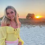 Profile Picture of adeline sinclair (@adelinersinclair) on Instagram