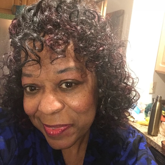 Ivy Brice - Poshmark Profile Picture of Ivy Brice (@ivylavon) on Poshmark