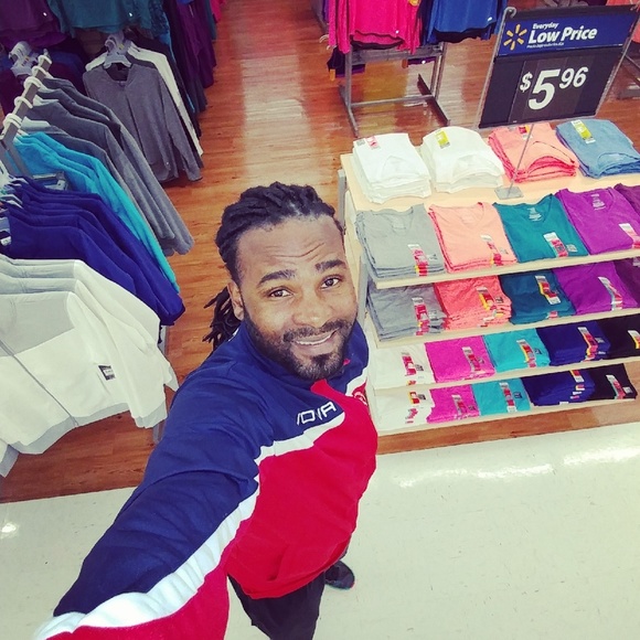 Profile Picture of Juan Severino (@bubula03) on Poshmark