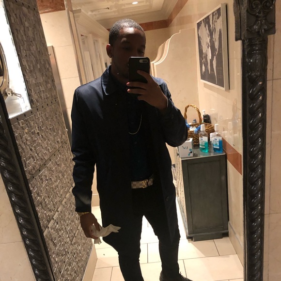 Profile Picture of Gregory Purvis (@gregj22) on Poshmark