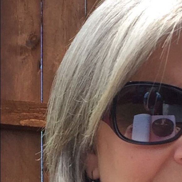 Profile Picture of Judy Jeremias (@123judyj) on Poshmark