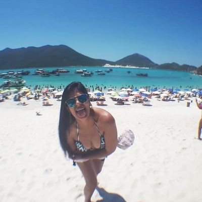 Profile Picture of Letícia  ⚓ (@LeeBombiani) on Twitter