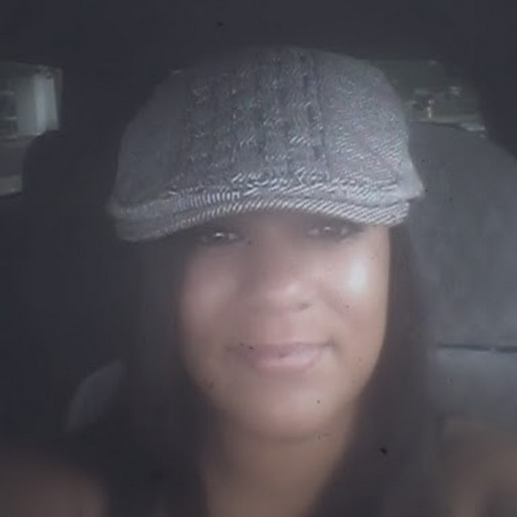 Profile Picture of Meachelle Brazell (@meachelleb) on Poshmark