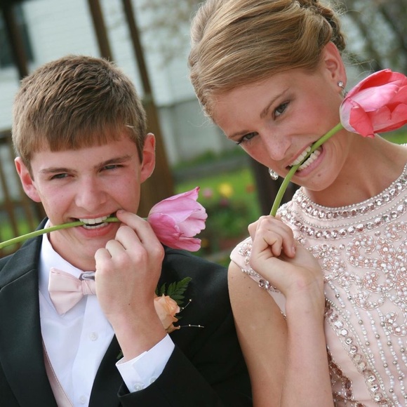 Profile Picture of Emma Baalman (@ebaal52) on Poshmark