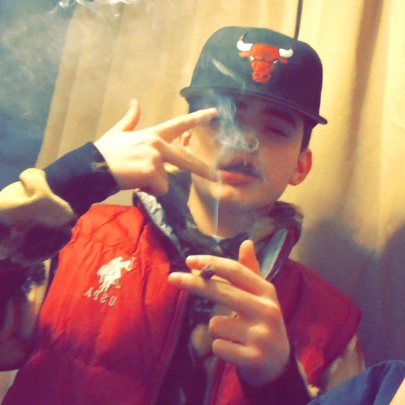 Profile Picture of Mike Manougian (@mikem527) on Poshmark