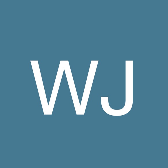 Profile Picture of Wura Jinadu (@wuragold2dd) on Poshmark