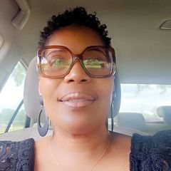 Profile Picture of Maria Everett (@mariaeverett82) on Tiktok