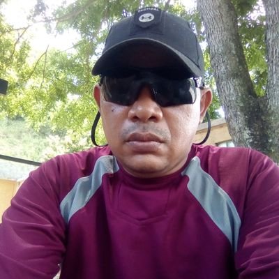 Profile Picture of Gregory La Rosa (@GregoryLaRosa14) on Twitter