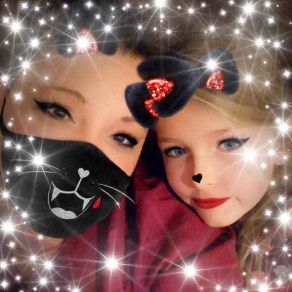 Profile Picture of Erica Holmquist (@ericax2) on Poshmark