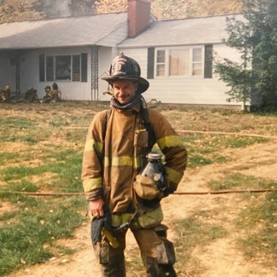 Profile Picture of John Pine (@jdp161) on Twitter