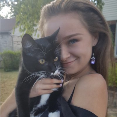 Profile Picture of Donutalex (@AlexBogusz) on Twitter