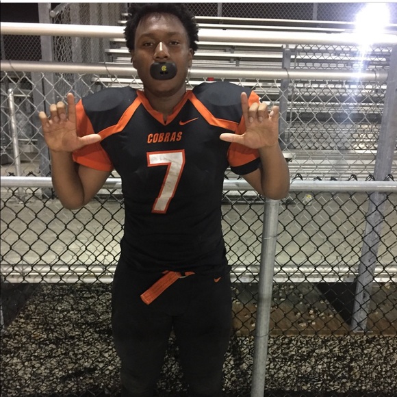 Profile Picture of Jacolby Toobert (@_luhcolby) on Poshmark