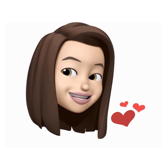 Profile Picture of Randi Shaffer (@remmiegems123) on Poshmark
