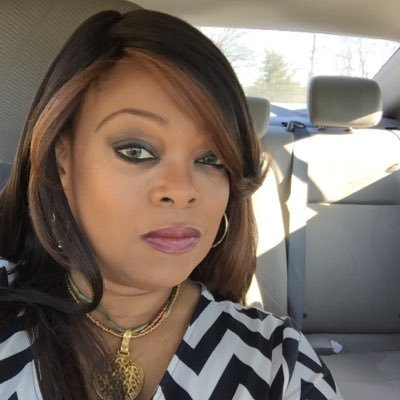 Profile Picture of Shelley Briscoe (@ShelleyBriscoe) on Twitter