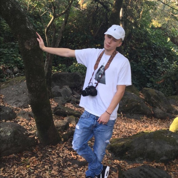 Profile Picture of Kyle Kennedy (@heykyle) on Poshmark