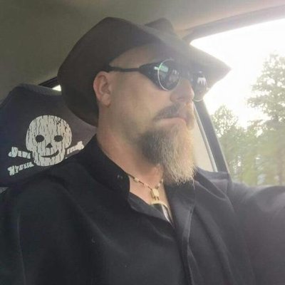 Profile Picture of Tin Pan Chad Watkins (@tinpanchad) on Twitter