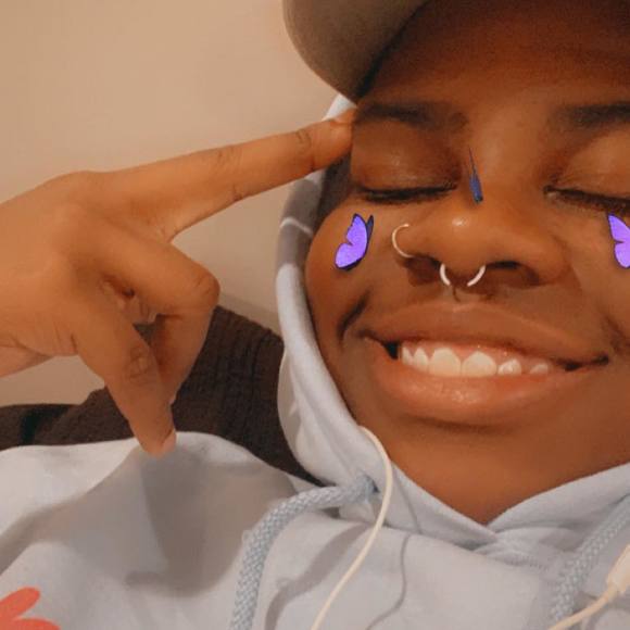 Profile Picture of Jei Jei (@jeiiej) on Poshmark